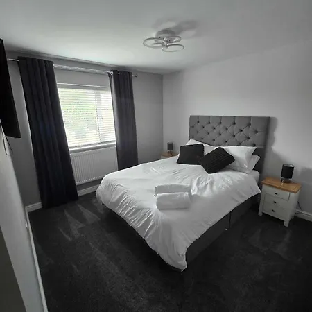 Villa Perfect Getaway 1 à Middlesbrough Extérieur photo