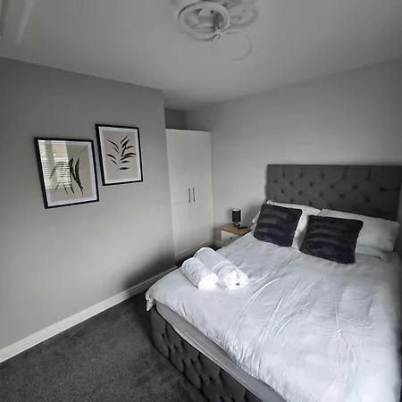 Villa Perfect Getaway 1 à Middlesbrough Extérieur photo